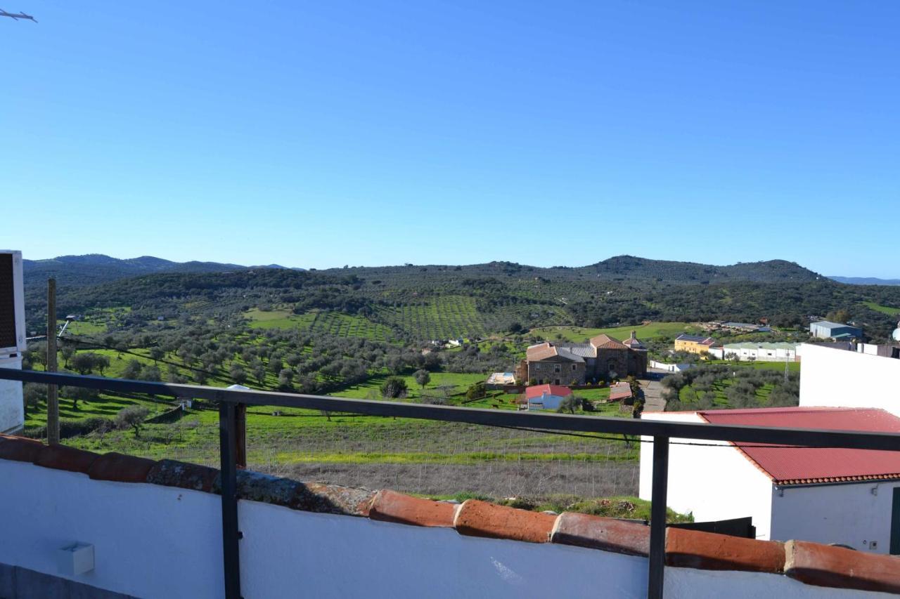푸엔테스데레온 La Martela De Fuentes Casa De Diseno Rural 빌라 외부 사진